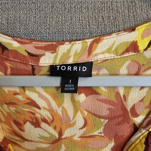 Torrid Orange Yellow Red Floral Fall Casual Relaxed Office Vibrant Top Size 1 - Picture 5 of 7